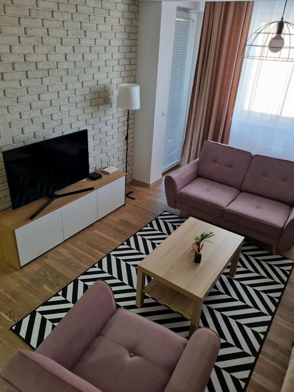 Bella 7 Apartment